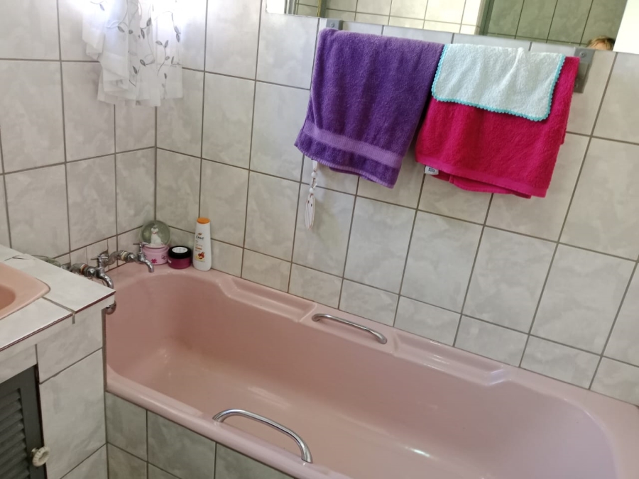 3 Bedroom Property for Sale in Kuruman Northern Cape